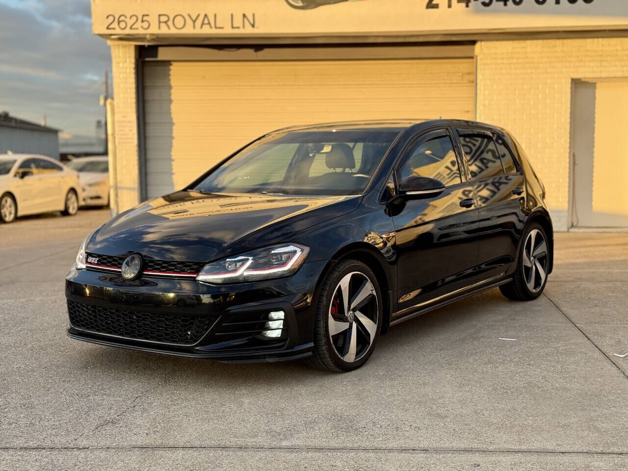 2019 VOLKSWAGEN Golf GTI