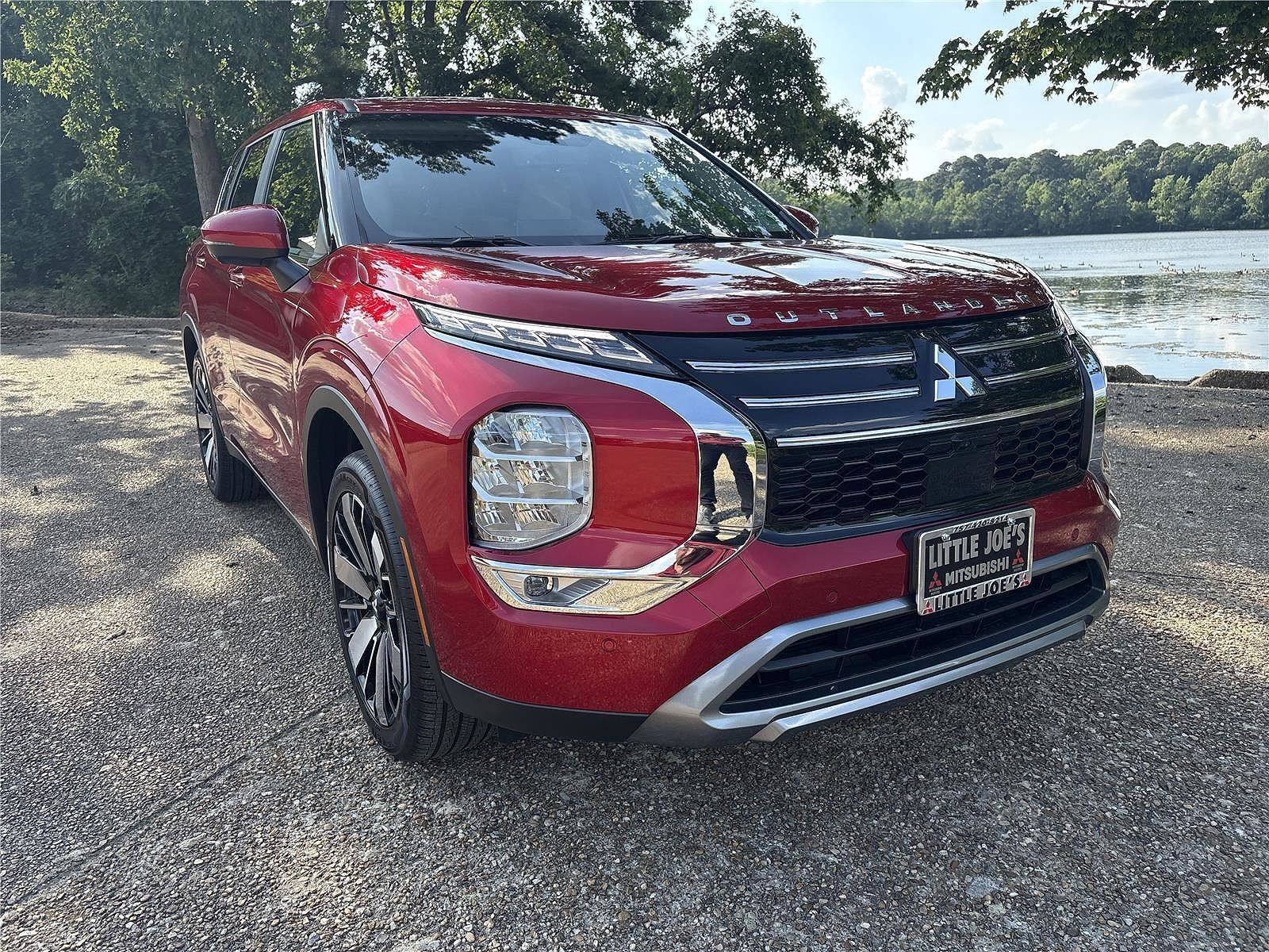 2025 MITSUBISHI Outlander