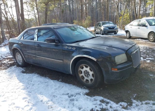 2005 CHRYSLER 300