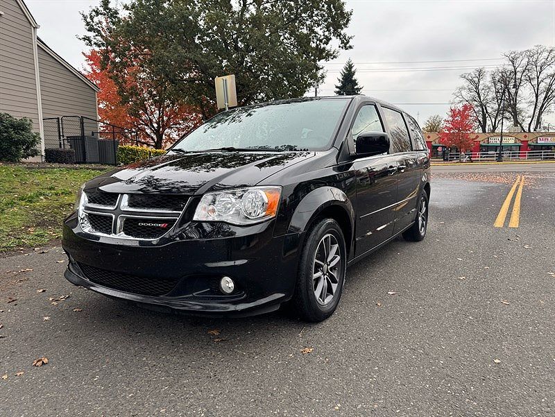 2017 DODGE Grand Caravan
