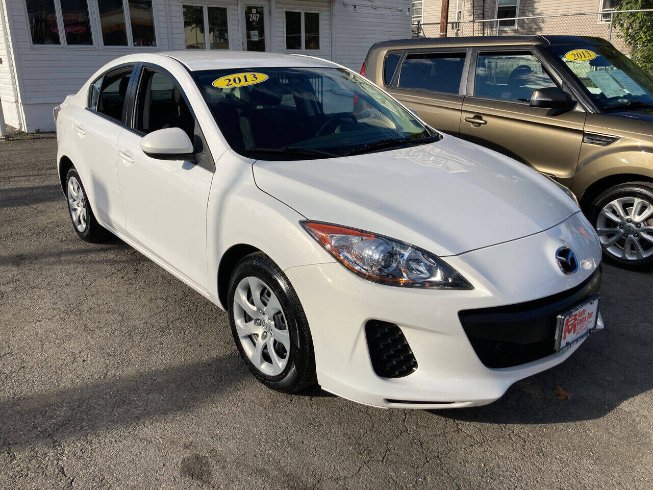2013 MAZDA Mazda3