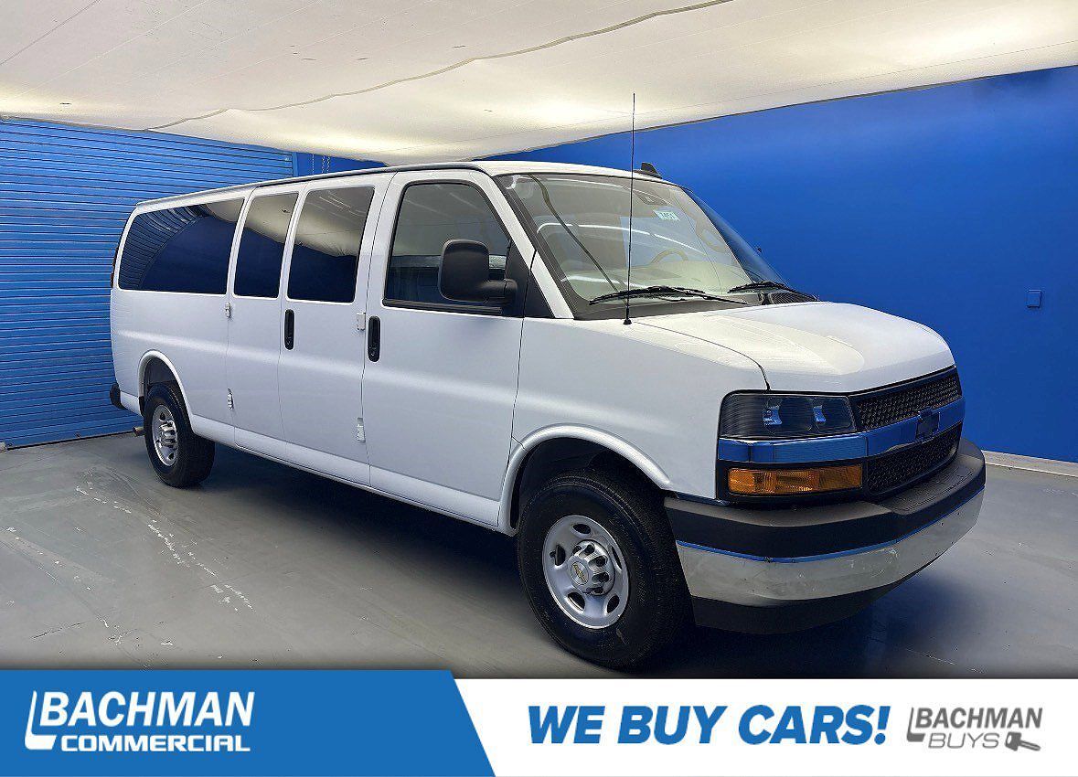 2025 CHEVROLET Express