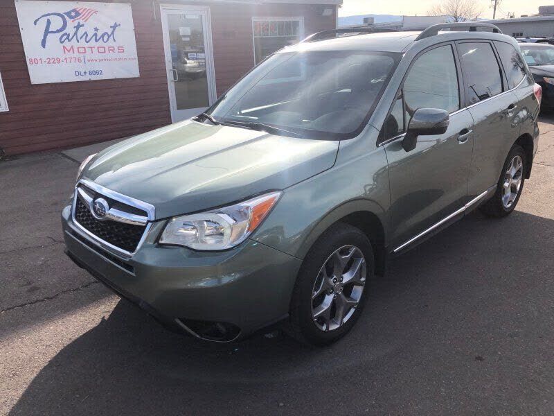 2016 SUBARU Forester