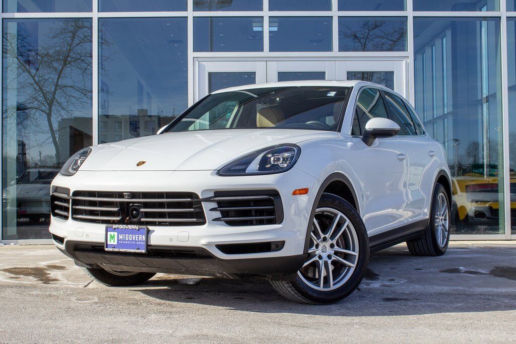 2023 PORSCHE Cayenne