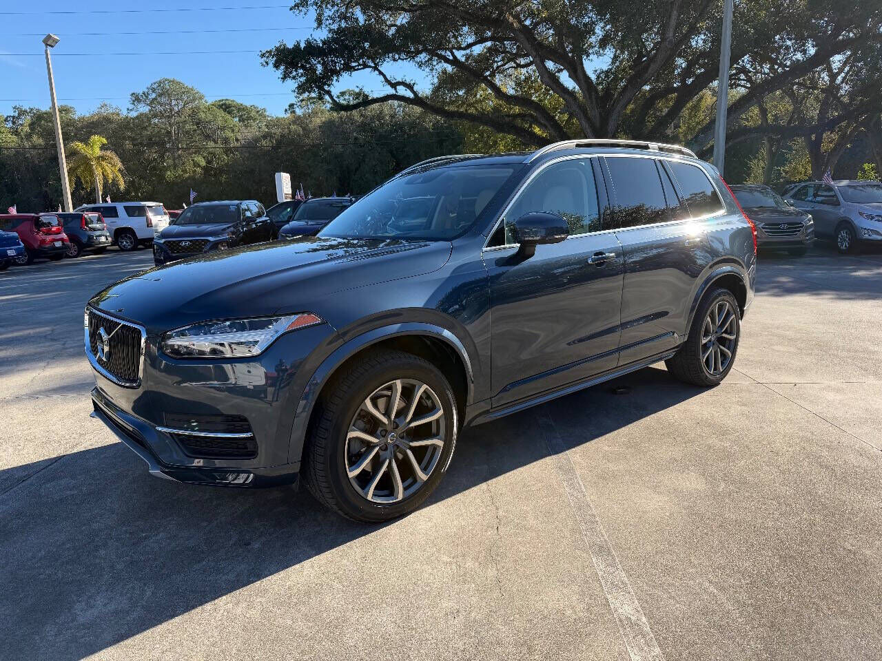 2019 VOLVO XC90
