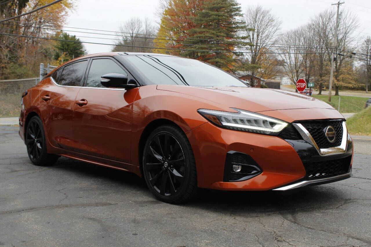 2019 NISSAN Maxima