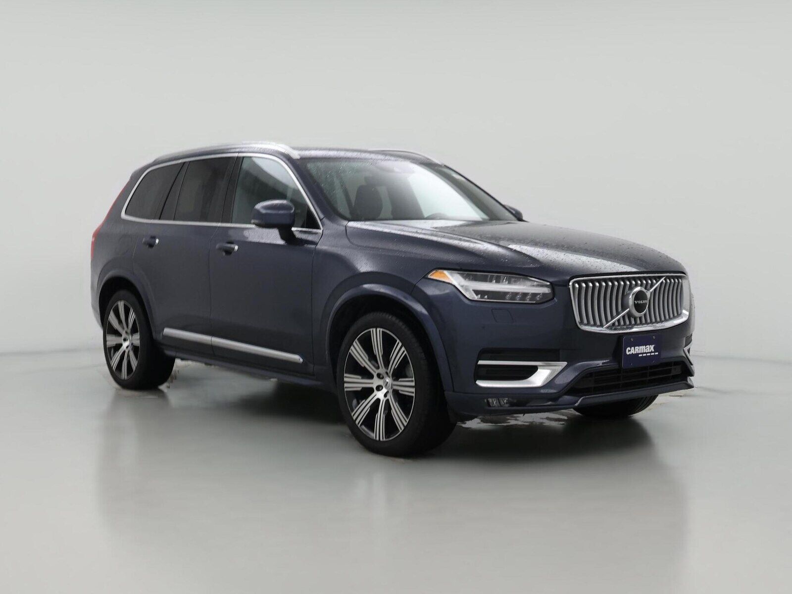 2022 VOLVO XC90