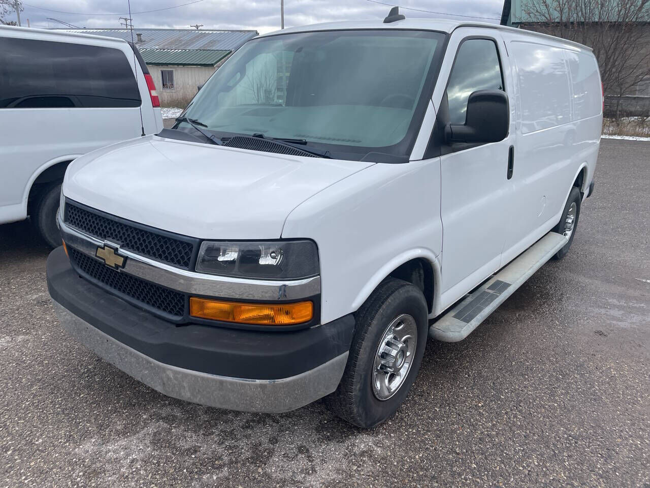 2020 CHEVROLET Express