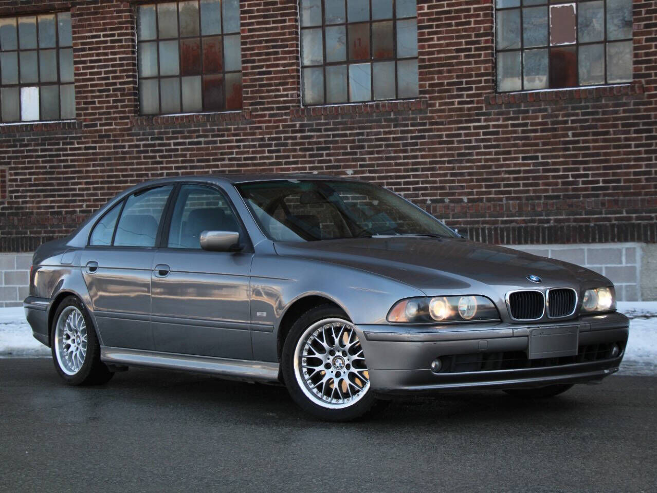 2002 BMW 5 Series
