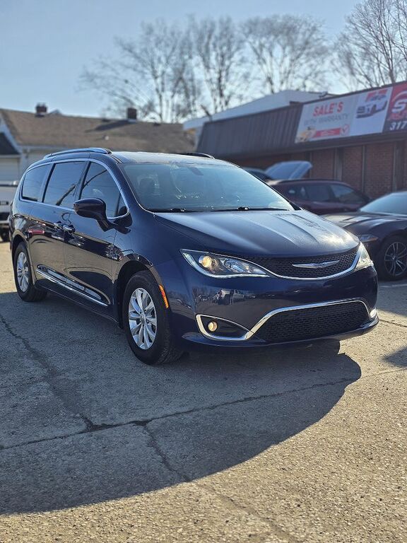 2019 CHRYSLER Pacifica