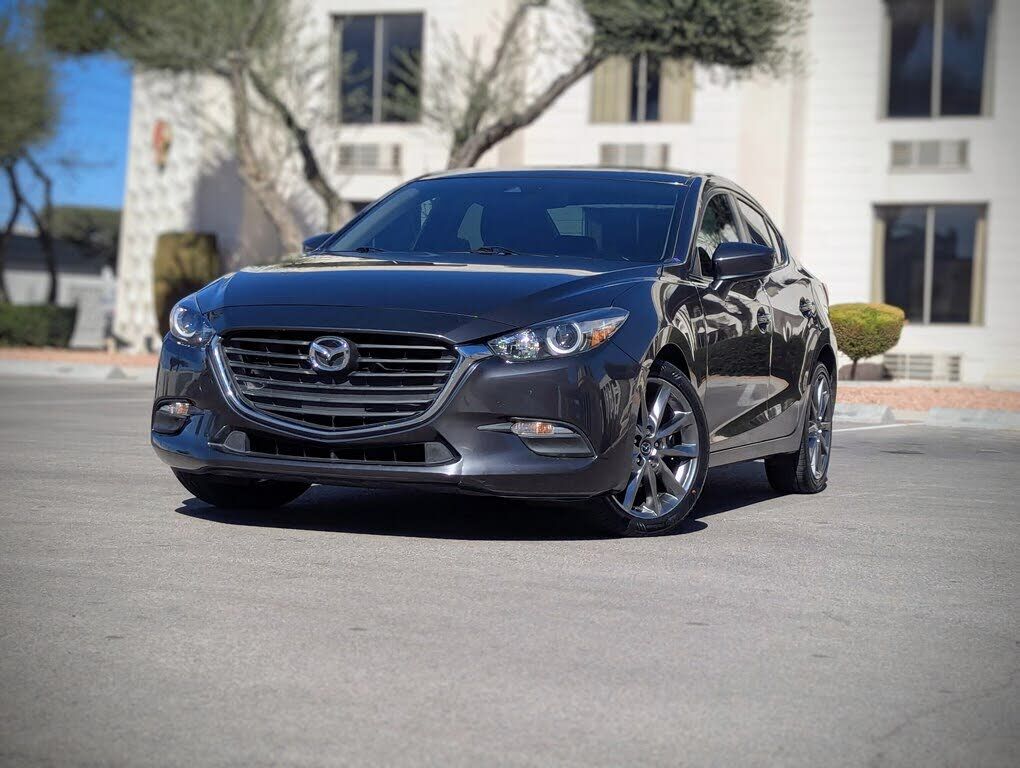 2018 MAZDA Mazda3