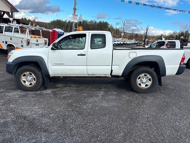 2013 TOYOTA Tacoma