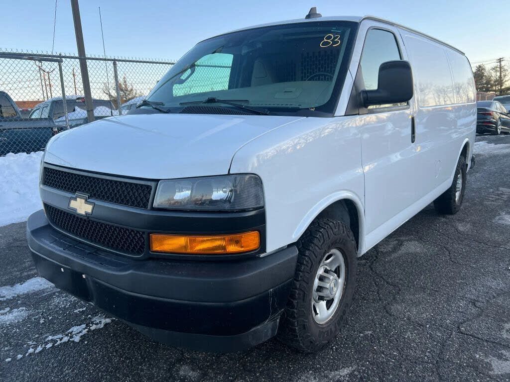 2021 CHEVROLET Express