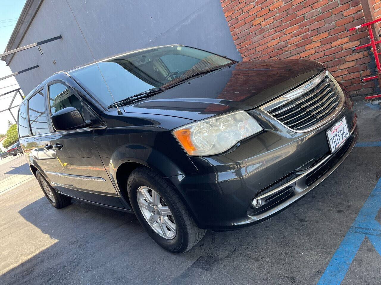 2012 CHRYSLER Town and Country