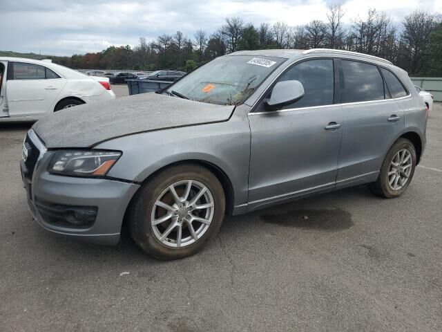 2010 AUDI Q5