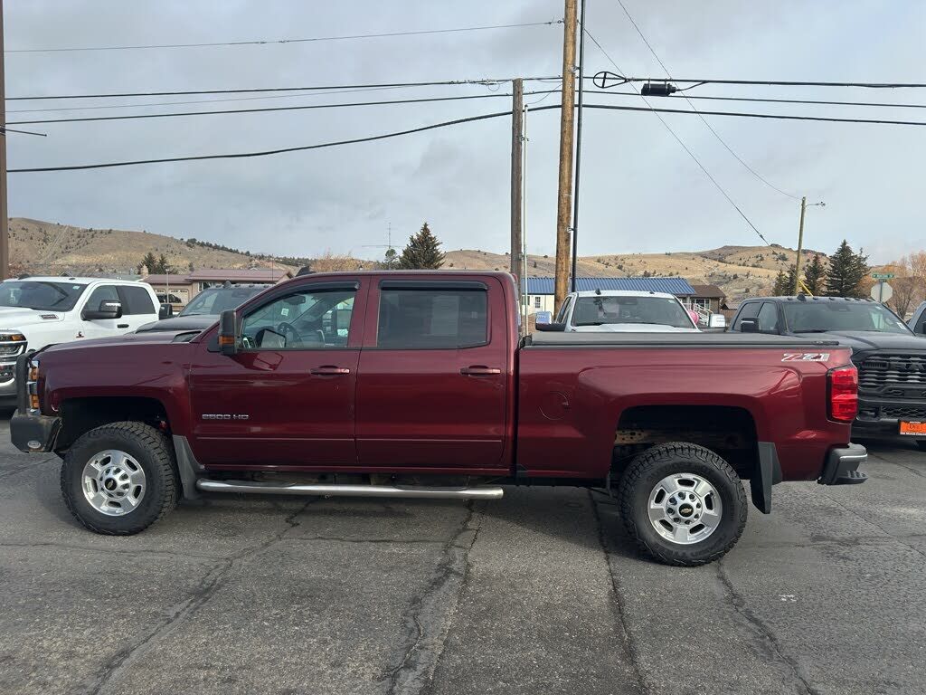 2017 CHEVROLET Silverado
