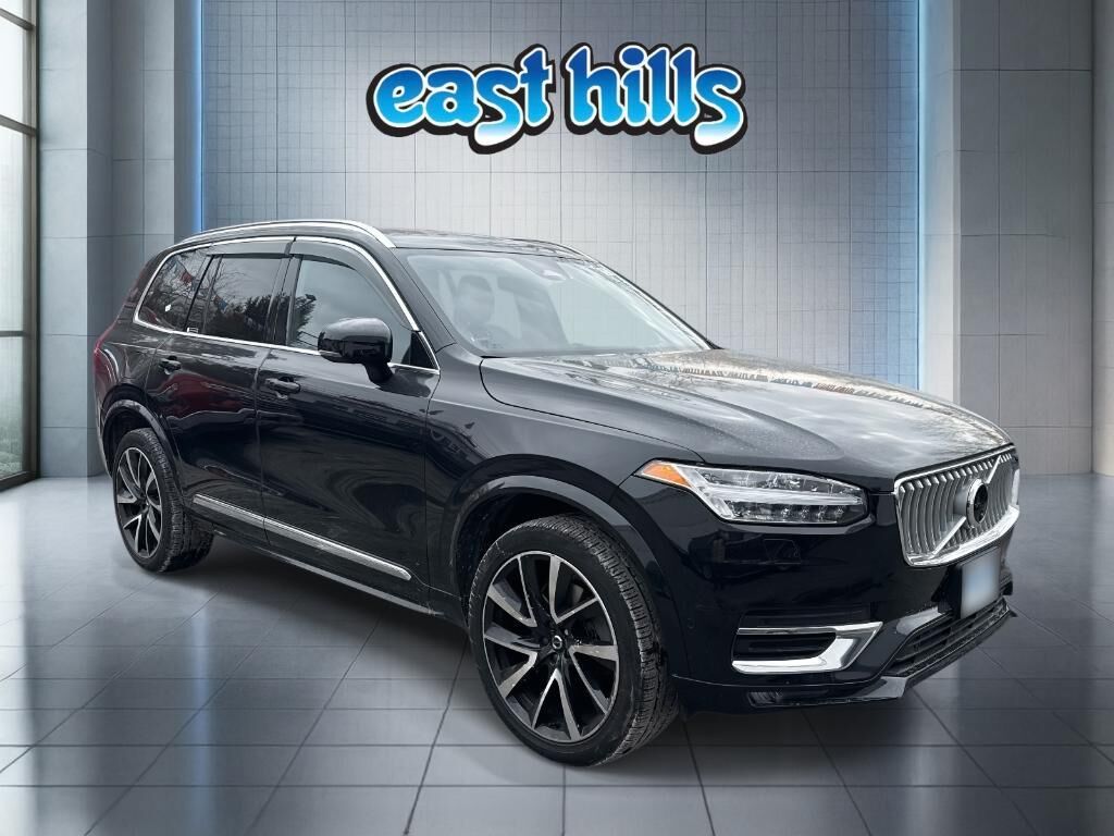 2023 VOLVO XC90