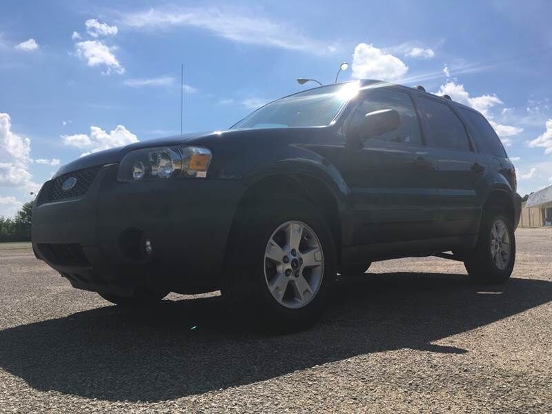 2005 FORD Escape