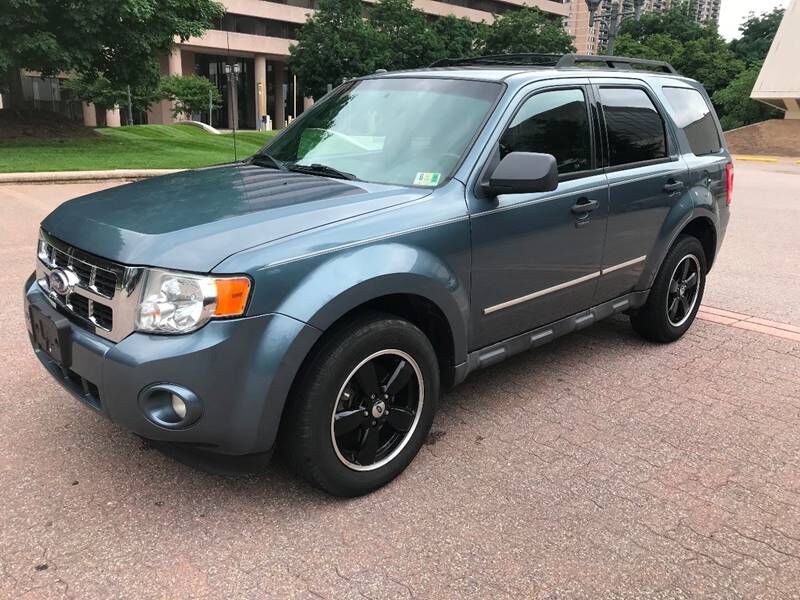2010 FORD Escape