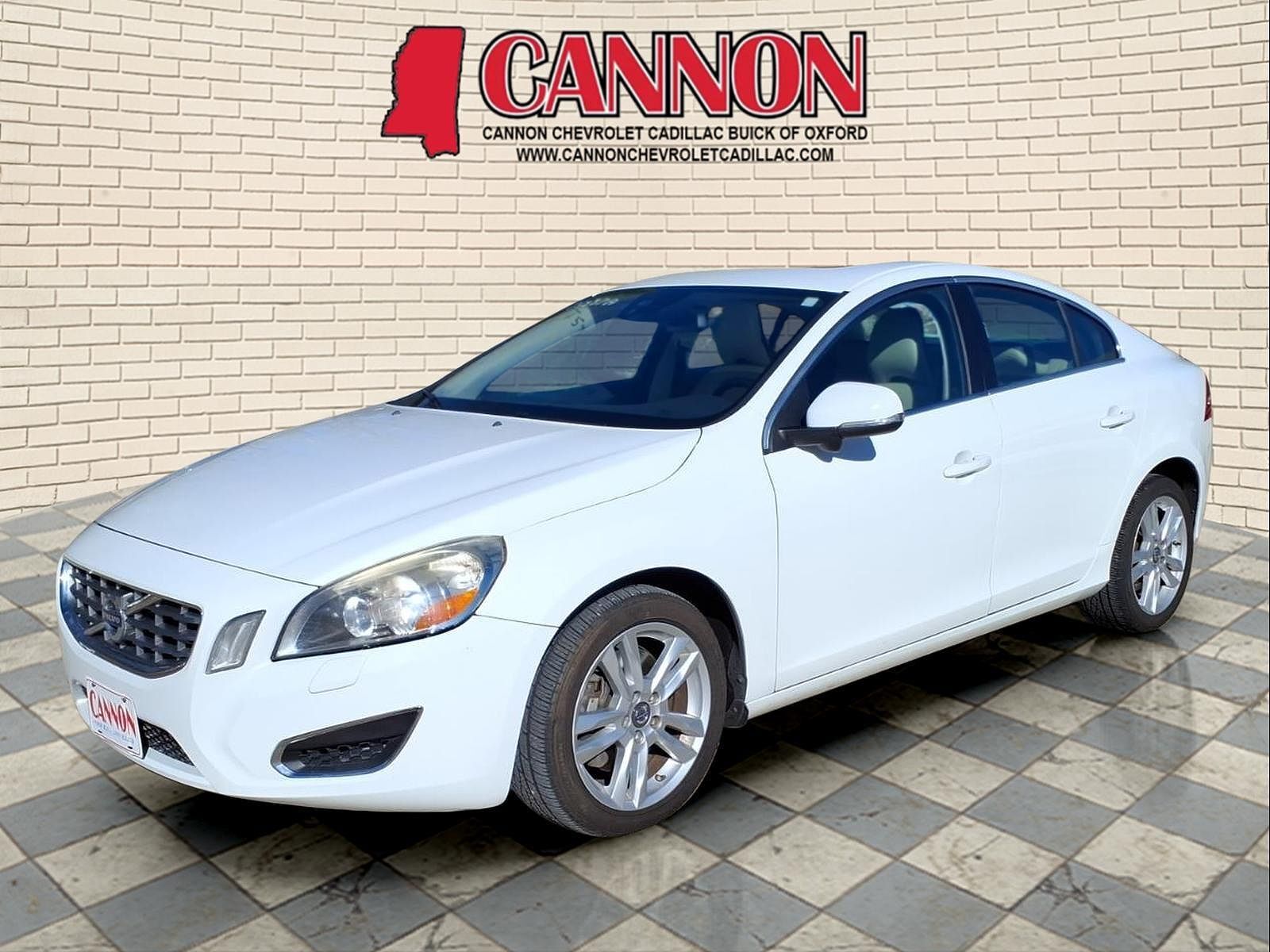 2013 VOLVO S60