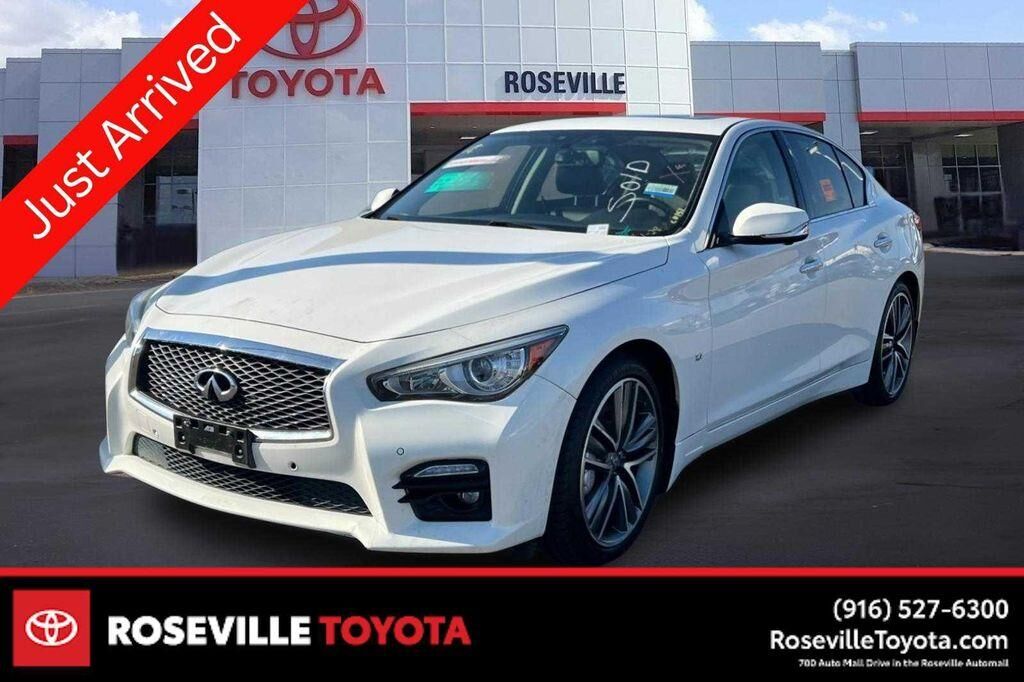 Infiniti Q50