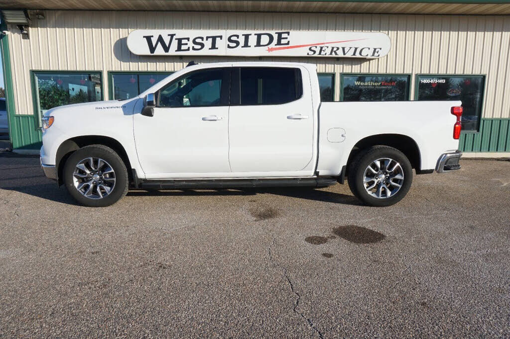 2024 CHEVROLET Silverado