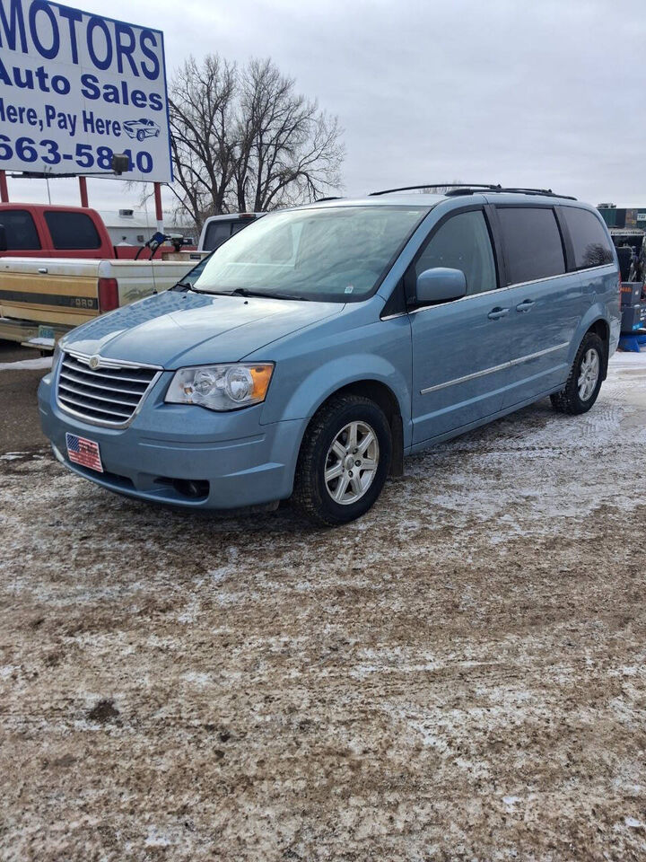 2010 CHRYSLER Town and Country