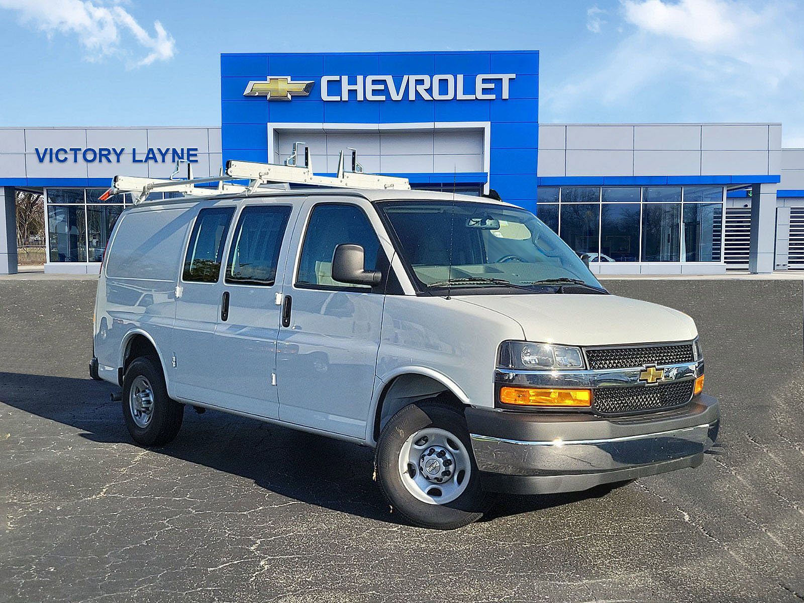 2024 CHEVROLET Express