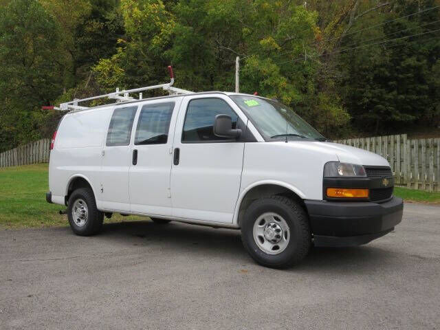 2020 CHEVROLET Express