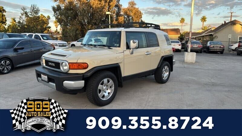 Toyota FJ Cruiser