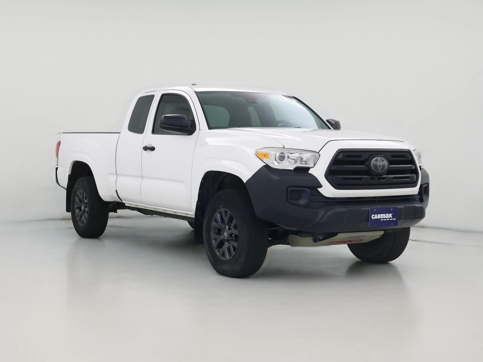 2018 TOYOTA Tacoma