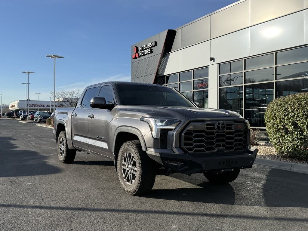 2022 TOYOTA Tundra