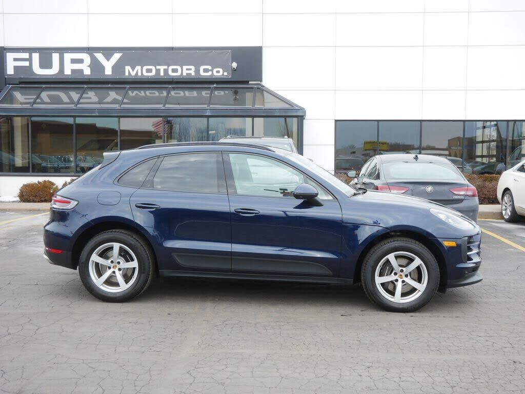 2021 PORSCHE Macan