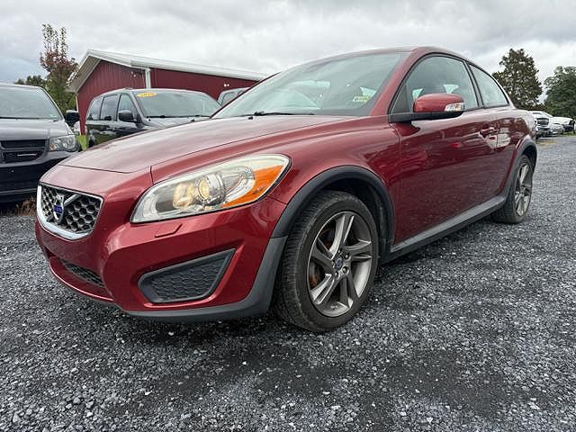 2013 VOLVO C30
