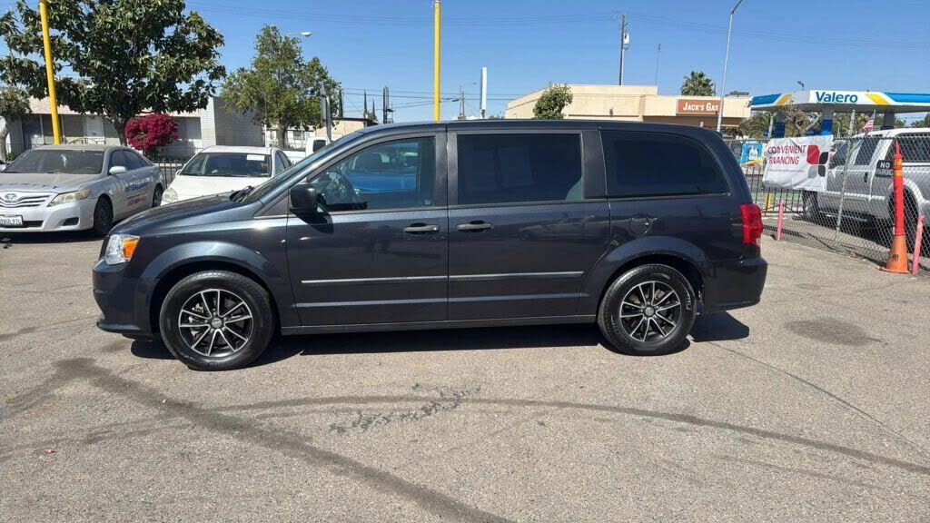 2014 DODGE Grand Caravan
