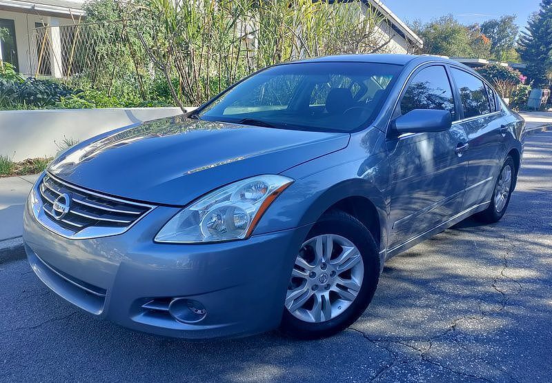 2011 NISSAN Altima