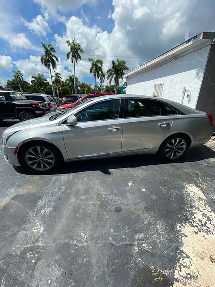 2017 CADILLAC XTS