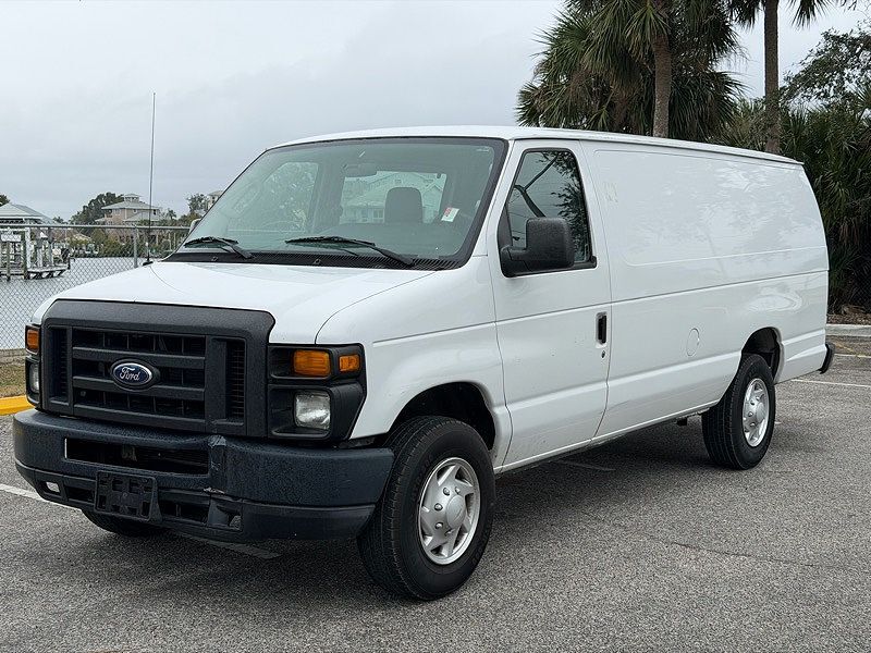 2014 FORD E-250