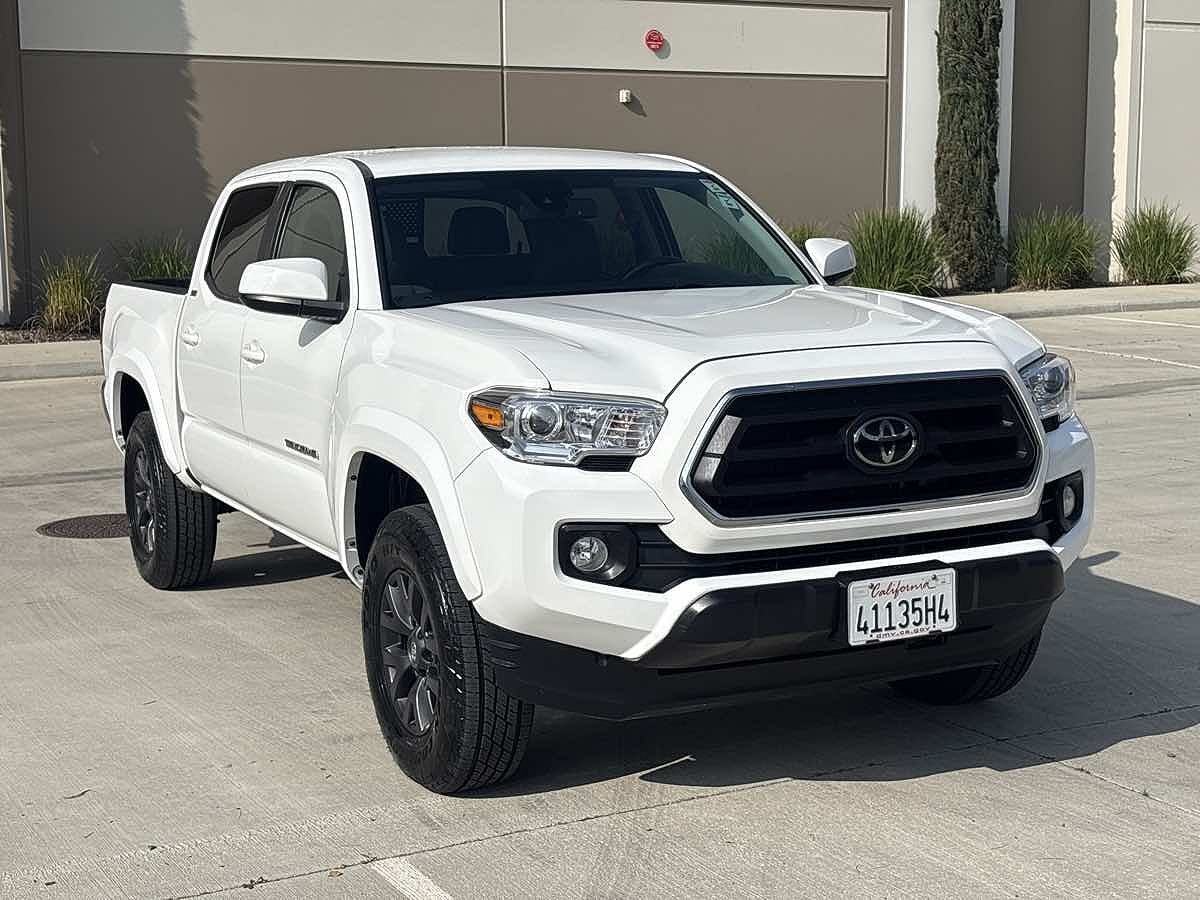 2022 TOYOTA Tacoma