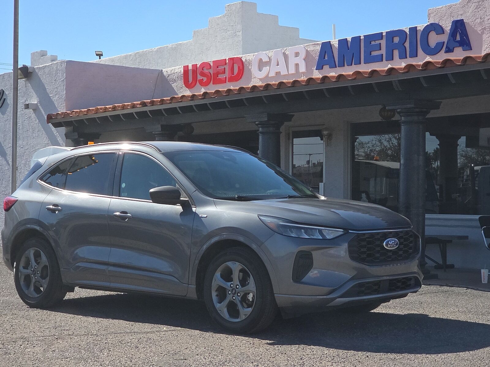 2024 FORD Escape
