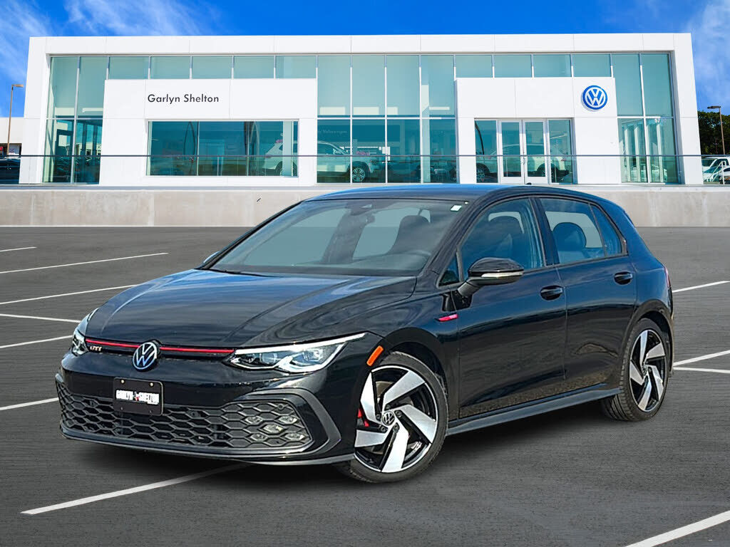 2024 VOLKSWAGEN Golf GTI