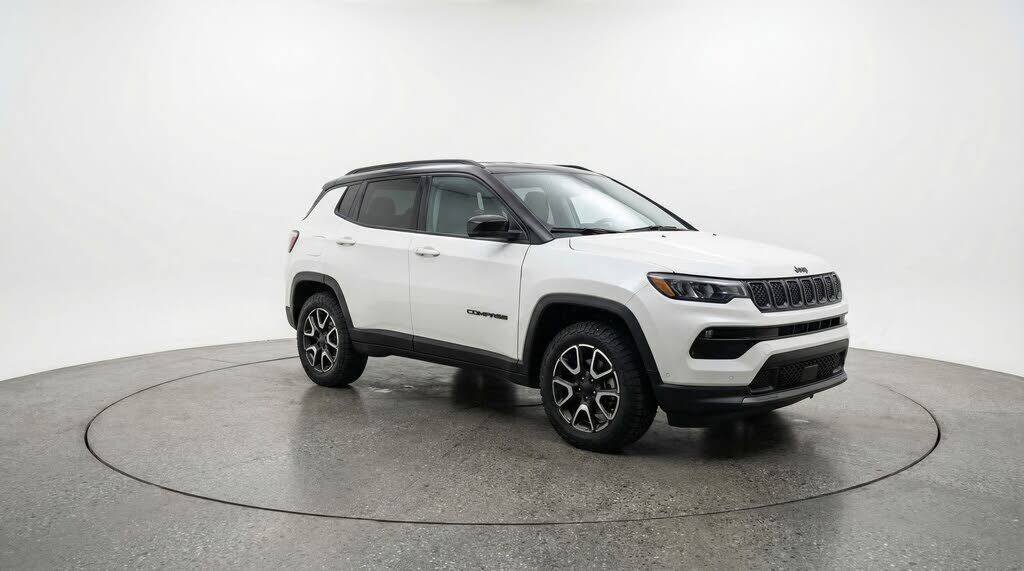 2025 JEEP Compass