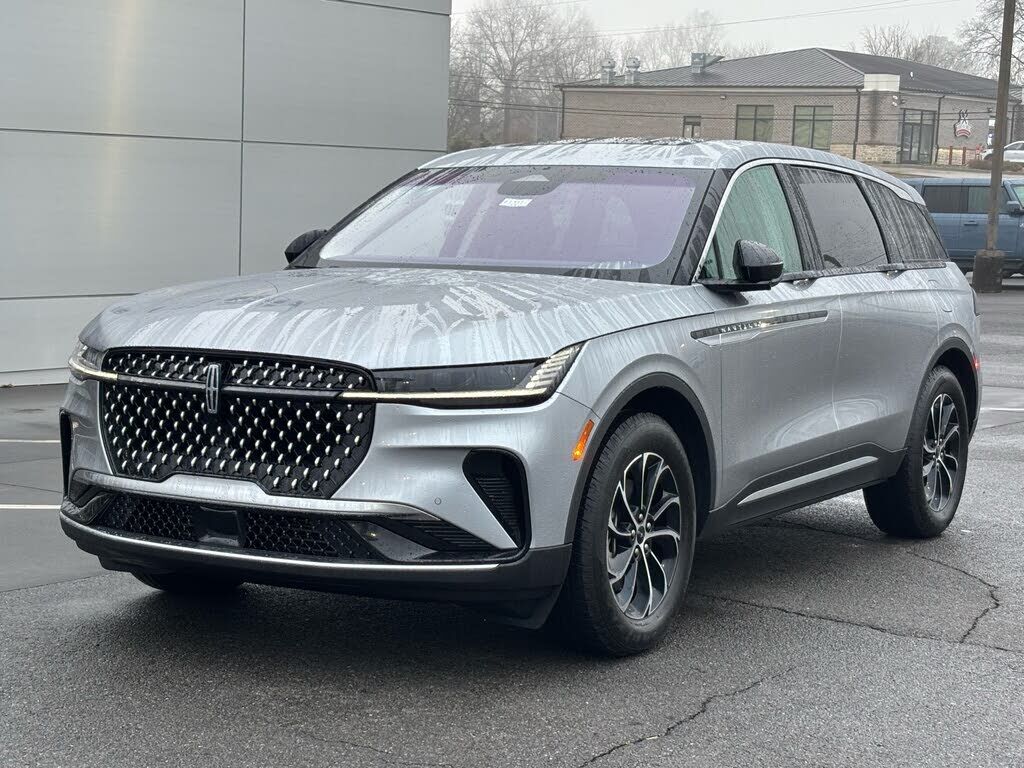 2025 LINCOLN Nautilus