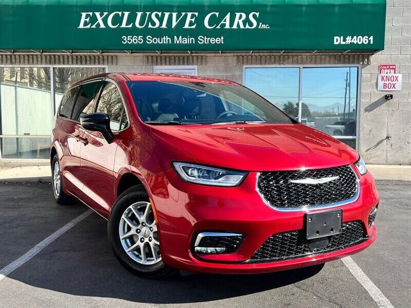 2025 CHRYSLER Pacifica