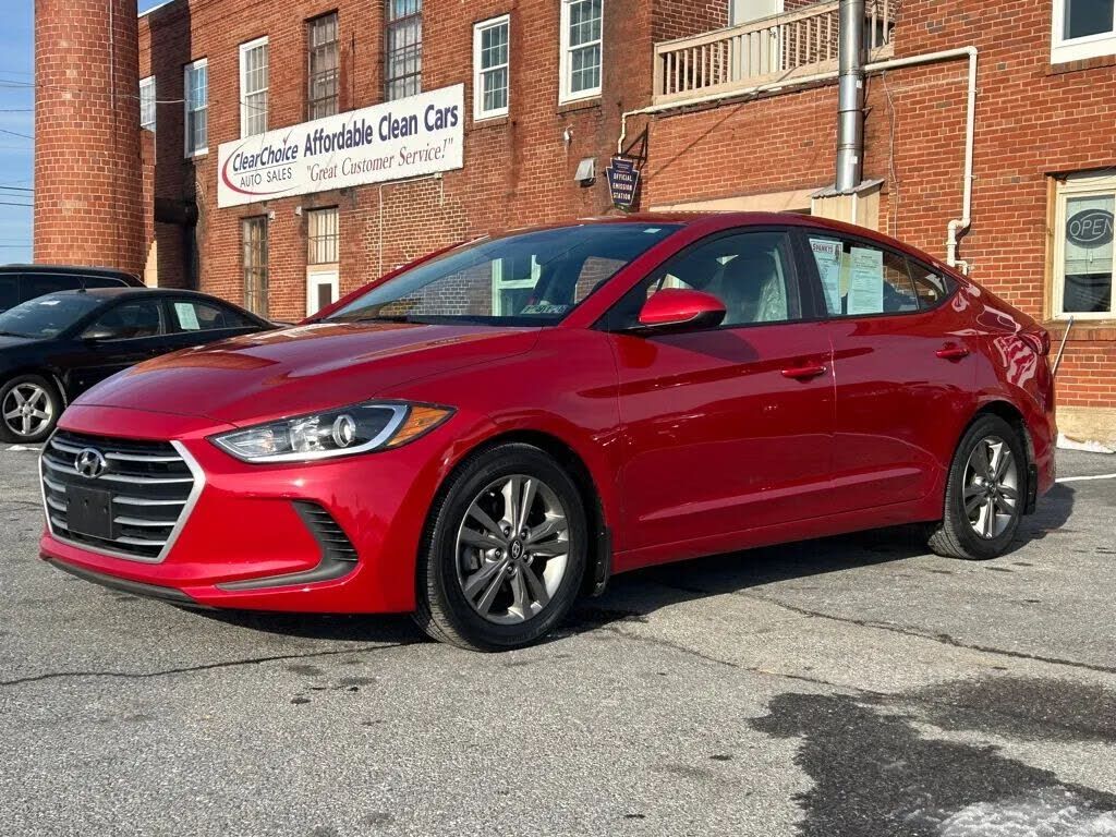 2018 HYUNDAI Elantra