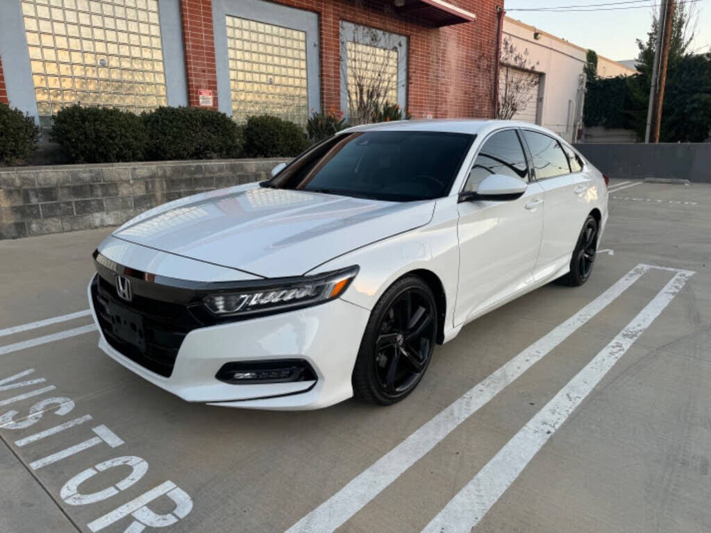 2020 HONDA Accord