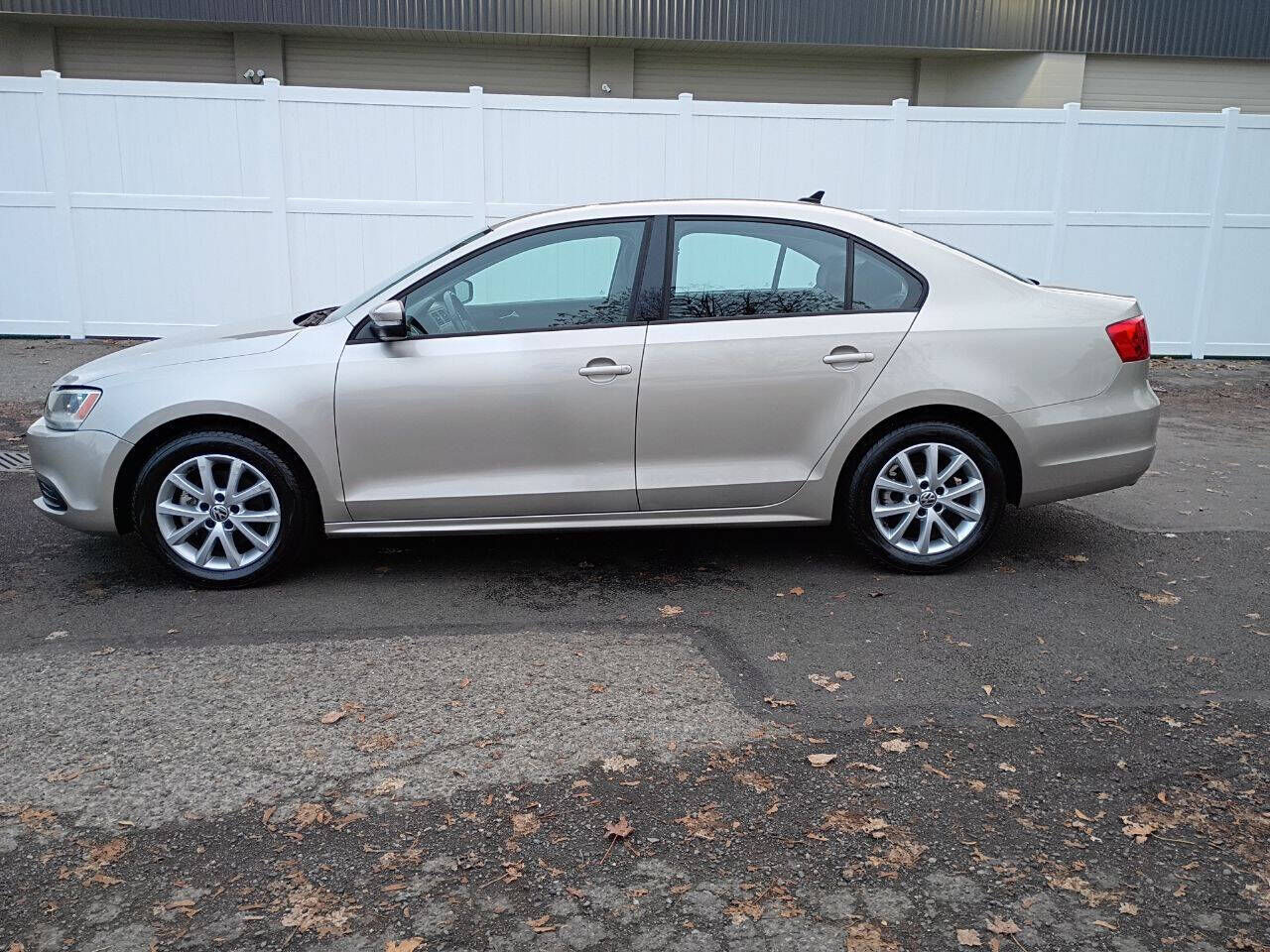 2012 VOLKSWAGEN Jetta