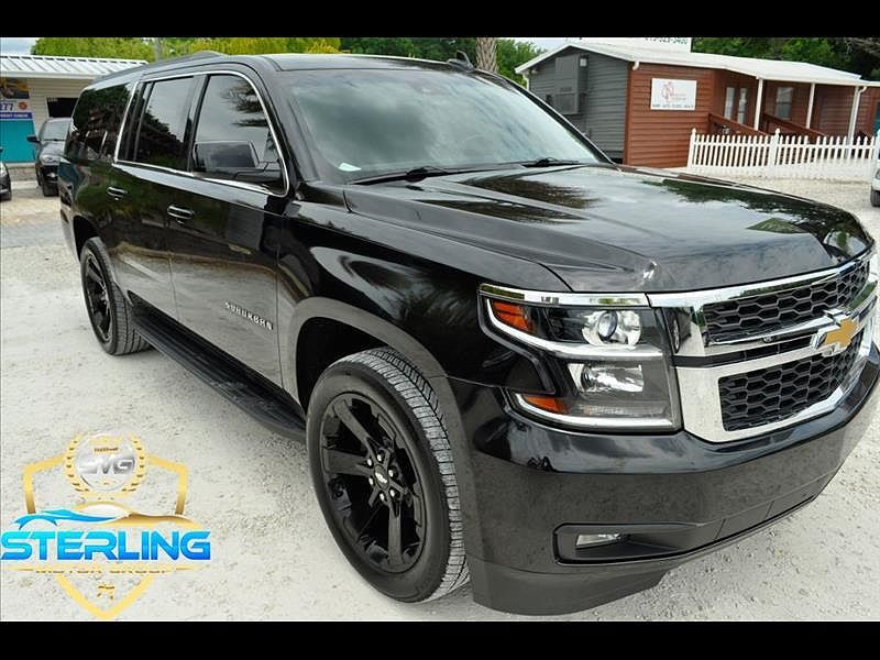 2017 CHEVROLET Suburban