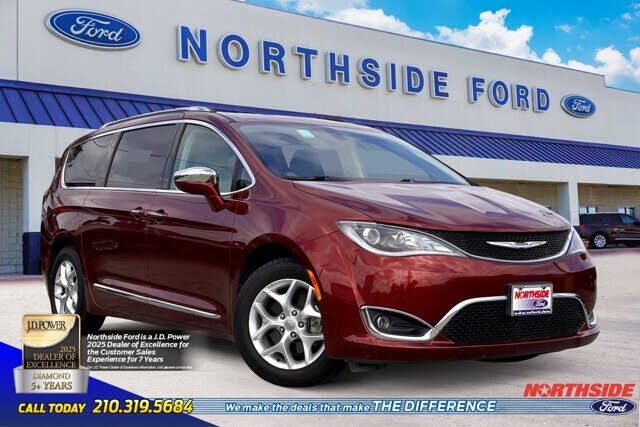 2020 CHRYSLER Pacifica