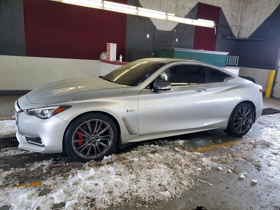 2017 INFINITI Q60
